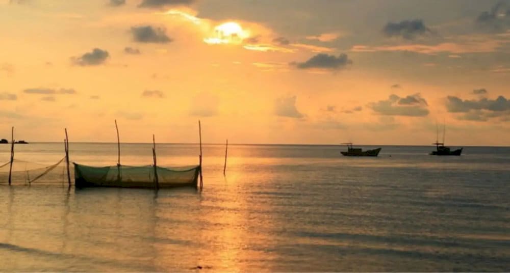 Beautiful golden hour at Ham Ninh fishing town